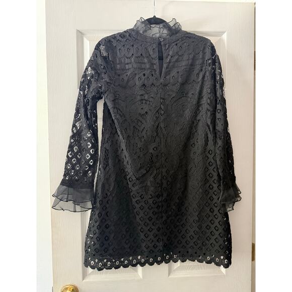 Lulus Lace Long Sleeved Dress Size Small - Picture 2 of 6